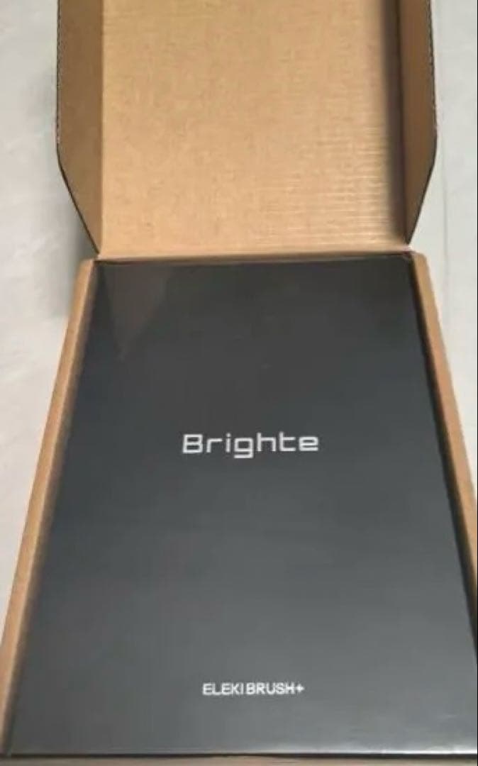 Brighte クレンジングブラシ 専用ボックス付き
