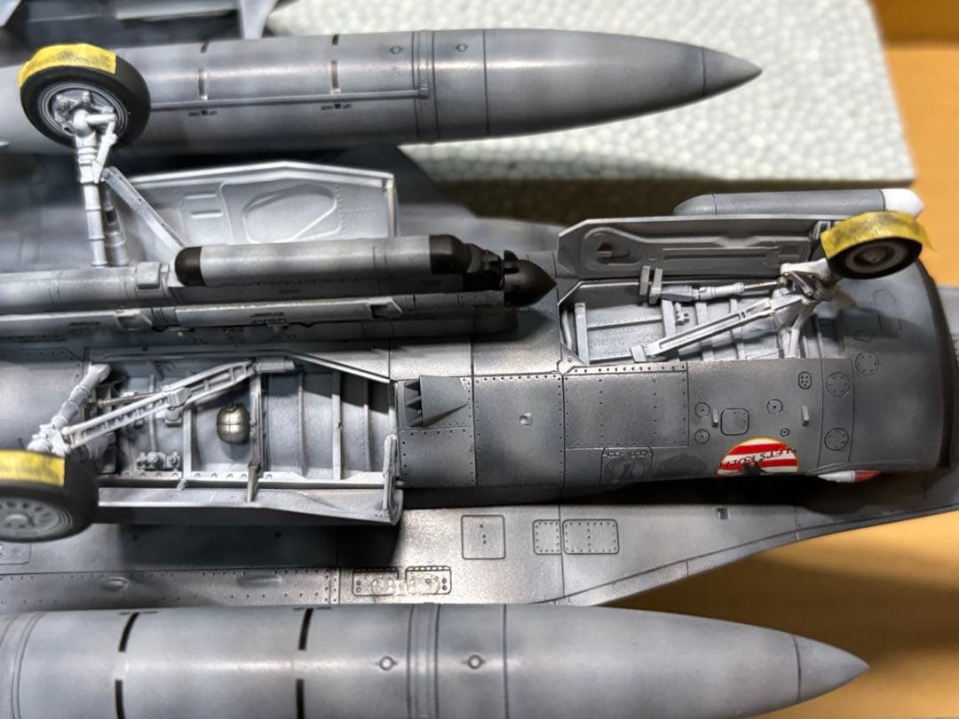戦闘機　プラモデル完成品　タミヤ　1/48 F-16CJ