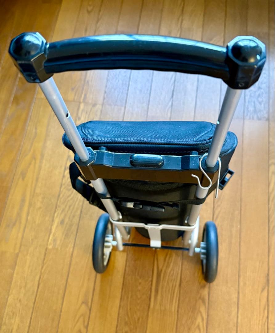 酸素ボンベ用アルミキャリーカート