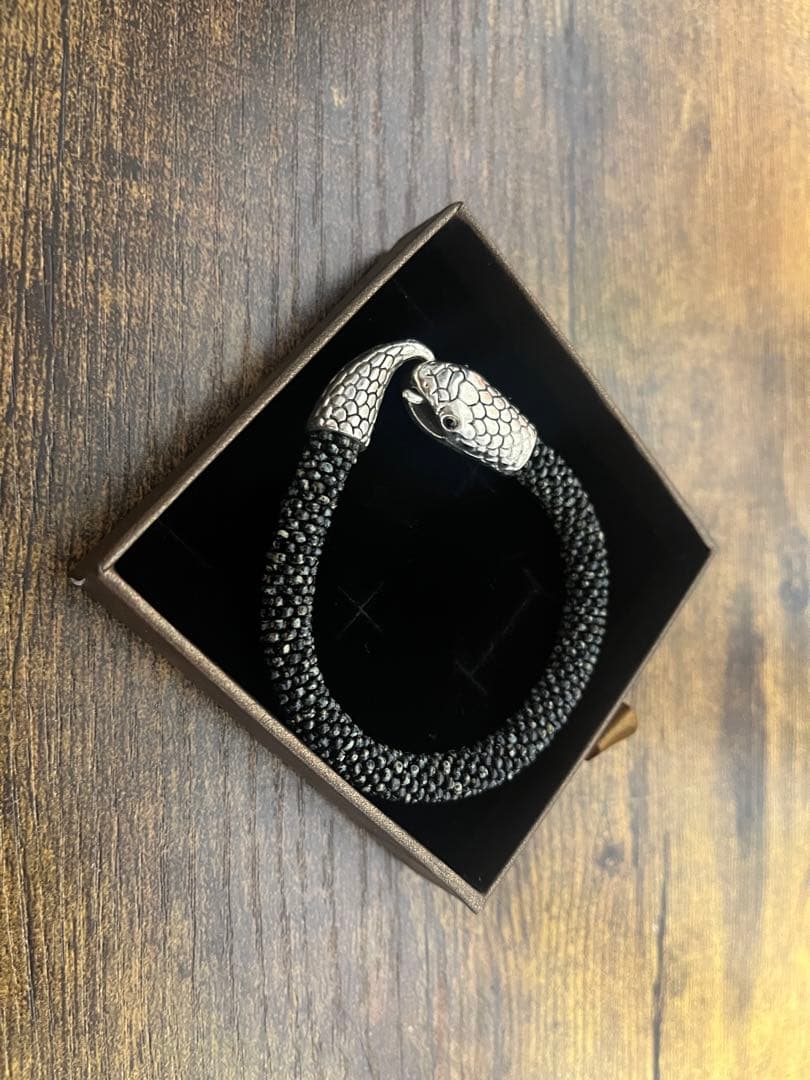 ヌ*コ様 PRIMA! スネーク型ブレスレット ピカソ　Picasso