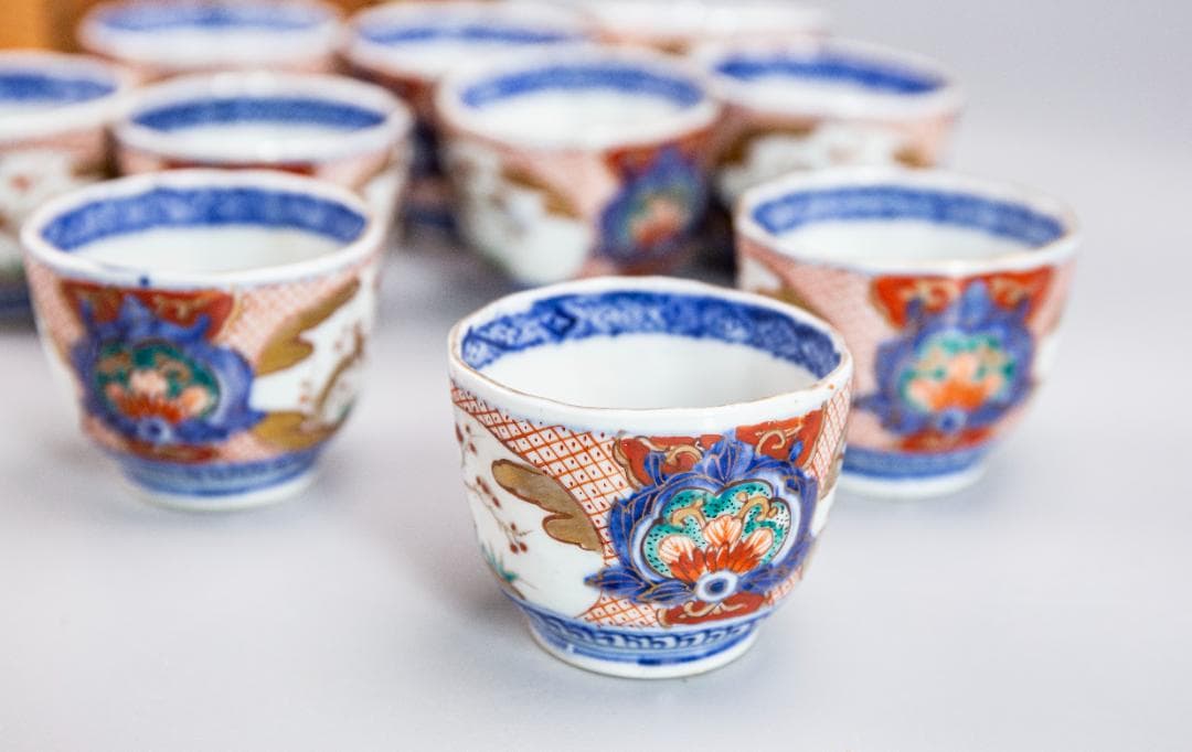 【正月祝】有田焼　喫茶　10人前　染付　金彩　底部に在銘　合箱