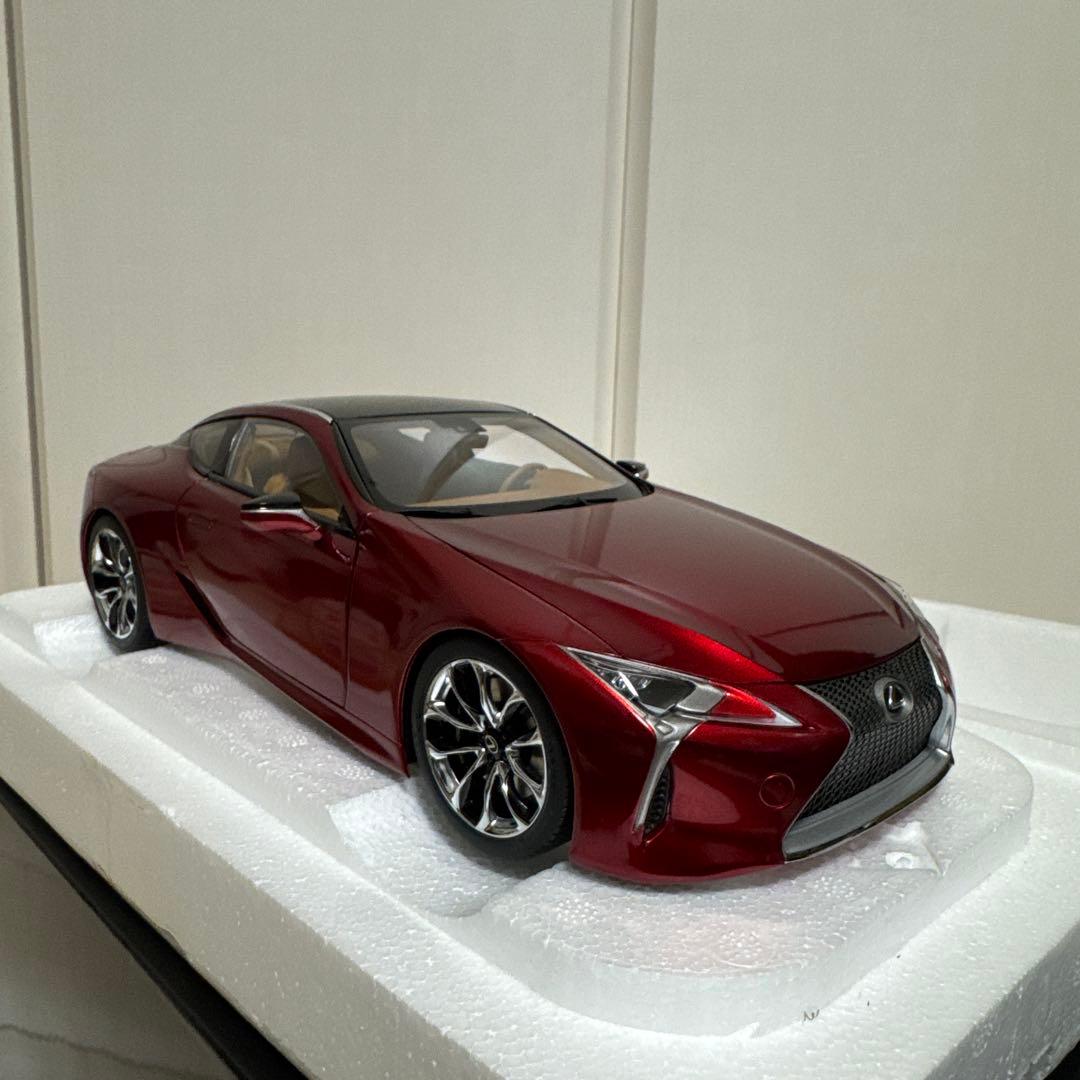Autoart 1/18 レクサス LC500 メタリックレッド