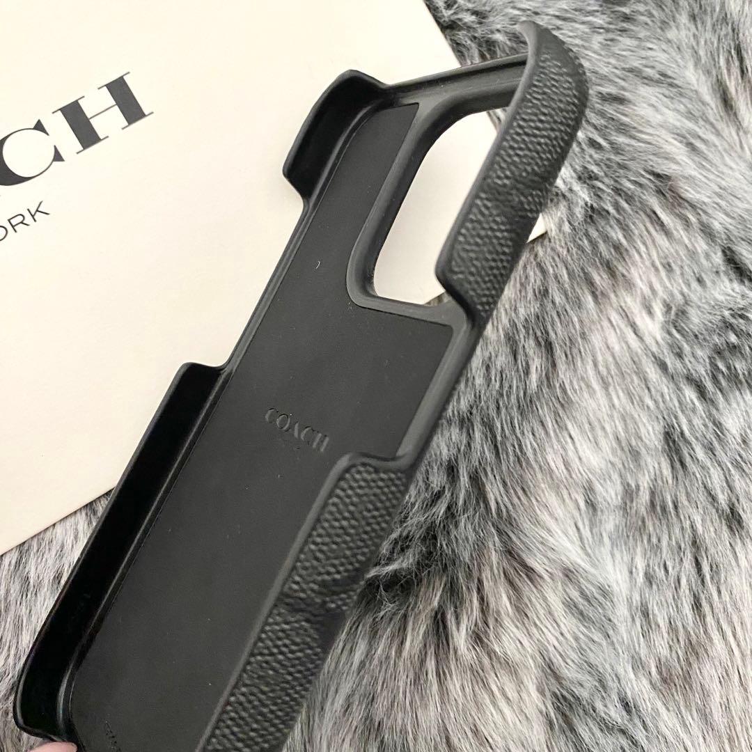 新品☆COACH(コーチ) ブラック スマホケース iPhone15 pro
