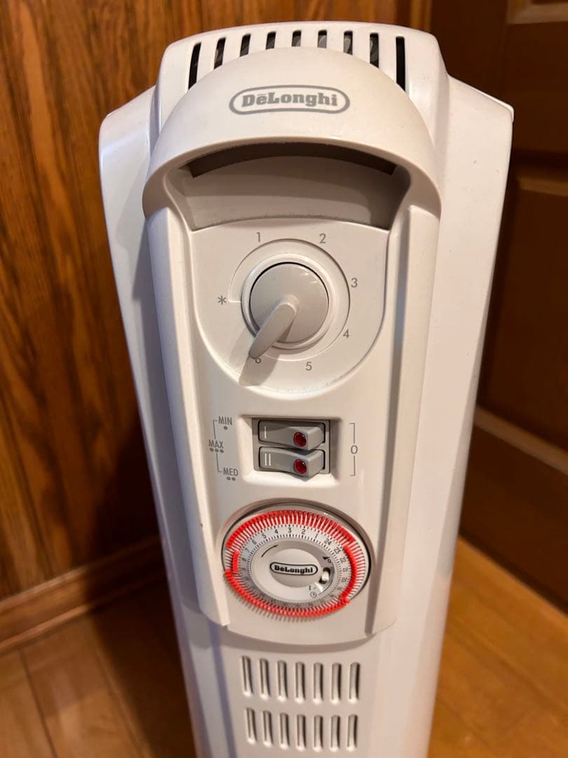 DeLonghi 　D071249ECF オイルヒーター 100V 1200W