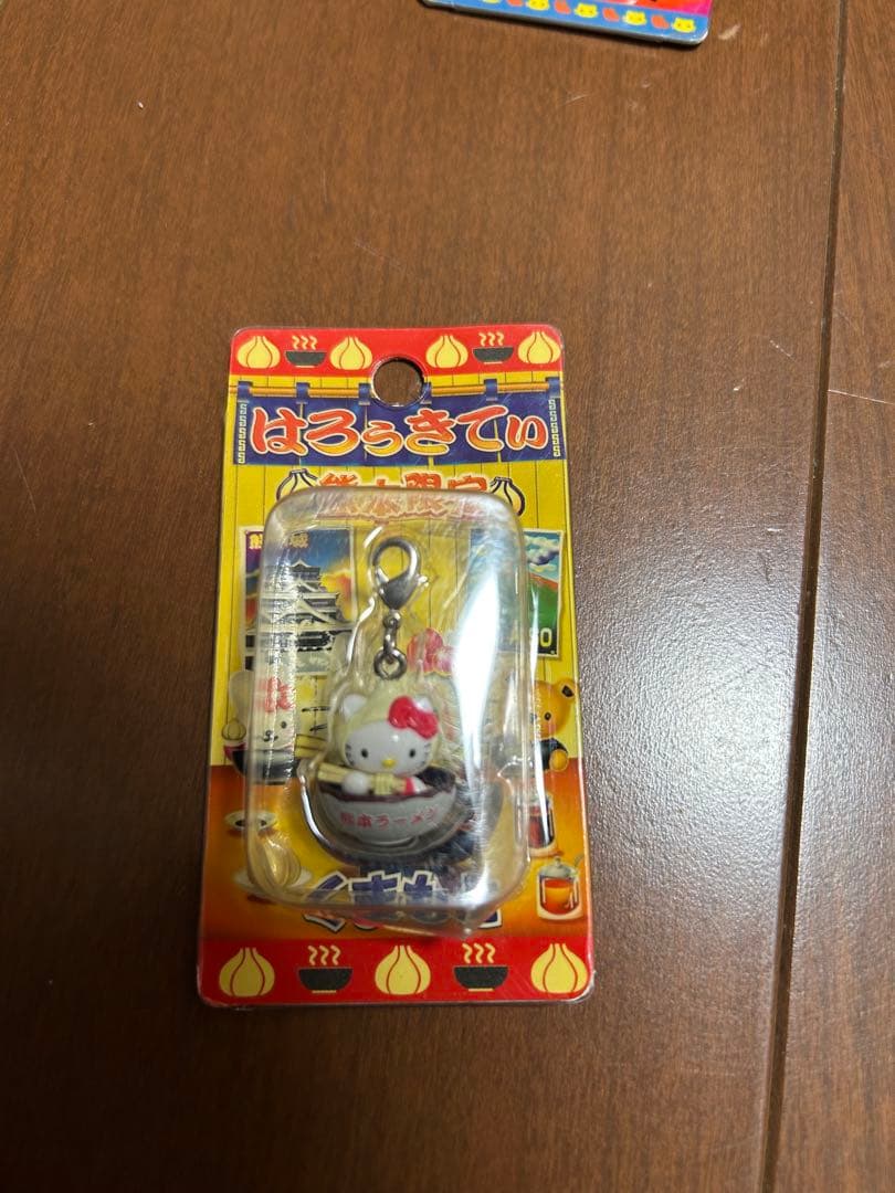 レア！！2004~2007年代物 ハローキティ ご当地ストラップ 10個セット