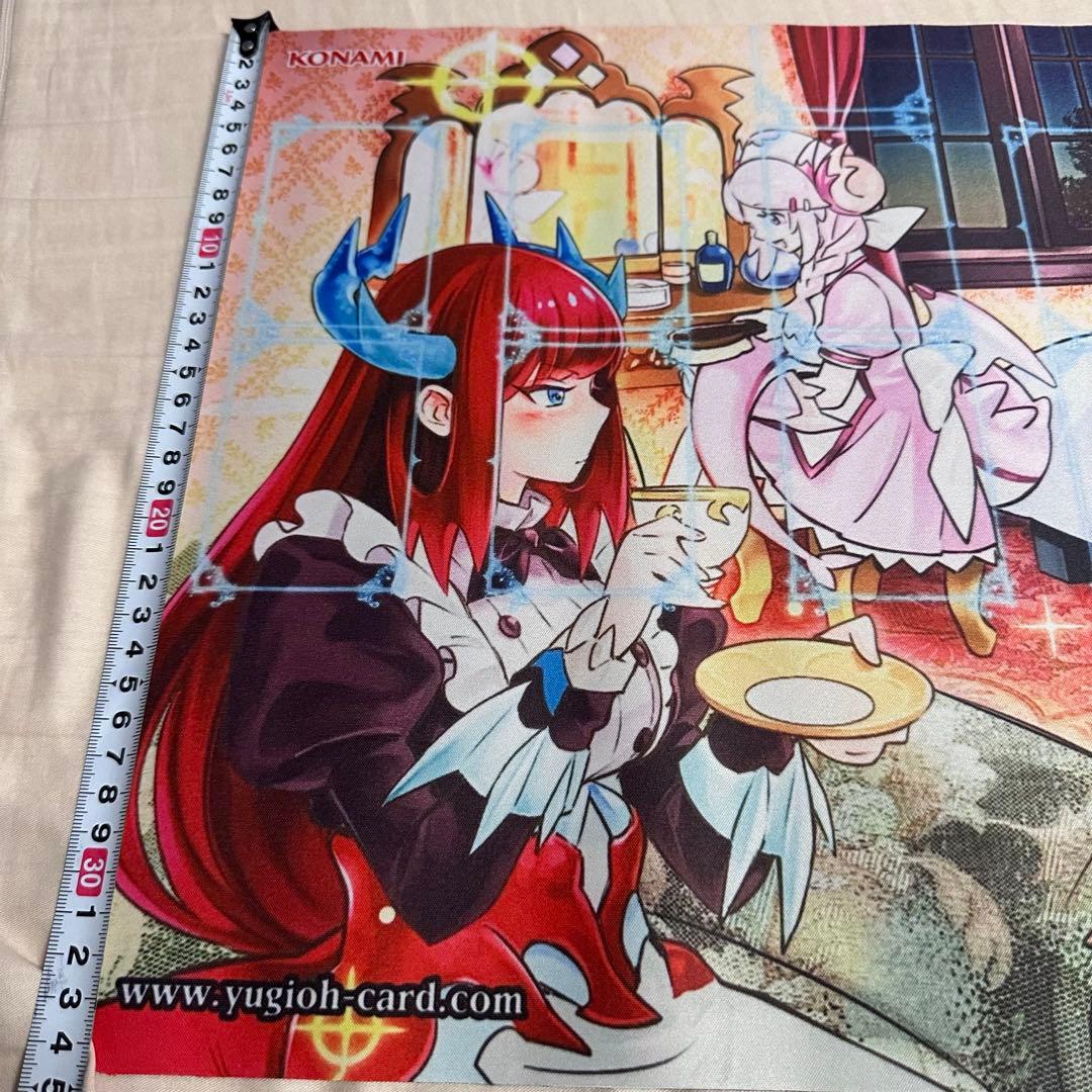 遊戯王YUGIOH！Day ドラゴンメイド リラクゼーション　海外　プレイマット