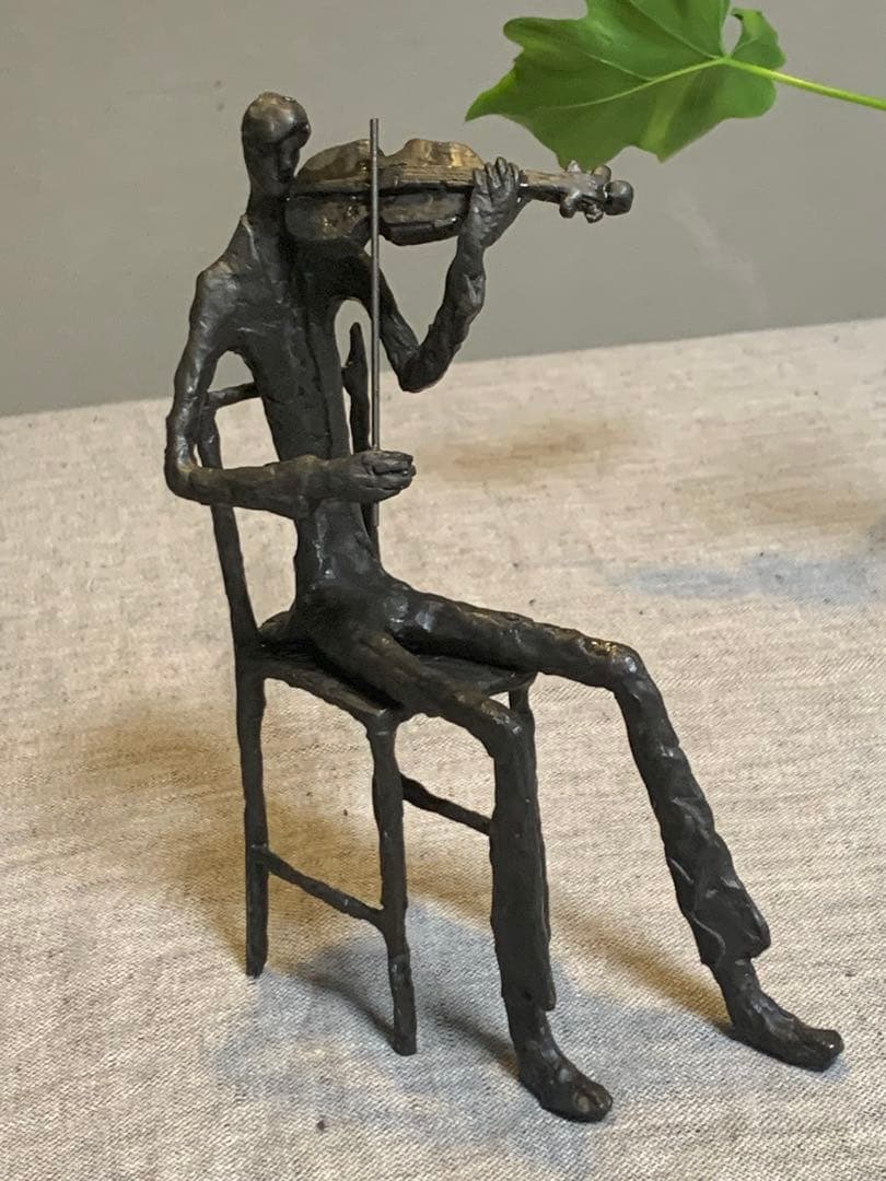 室内楽の情景 ヴァイオリン奏者 オブジェ　重厚 置物　ヴィンテージ