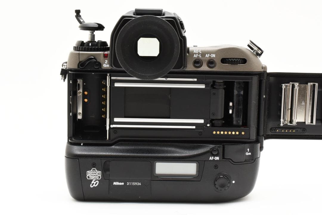 【極美品】Nikon F5 50th 50周年 フィルムカメラ ボディ #E27