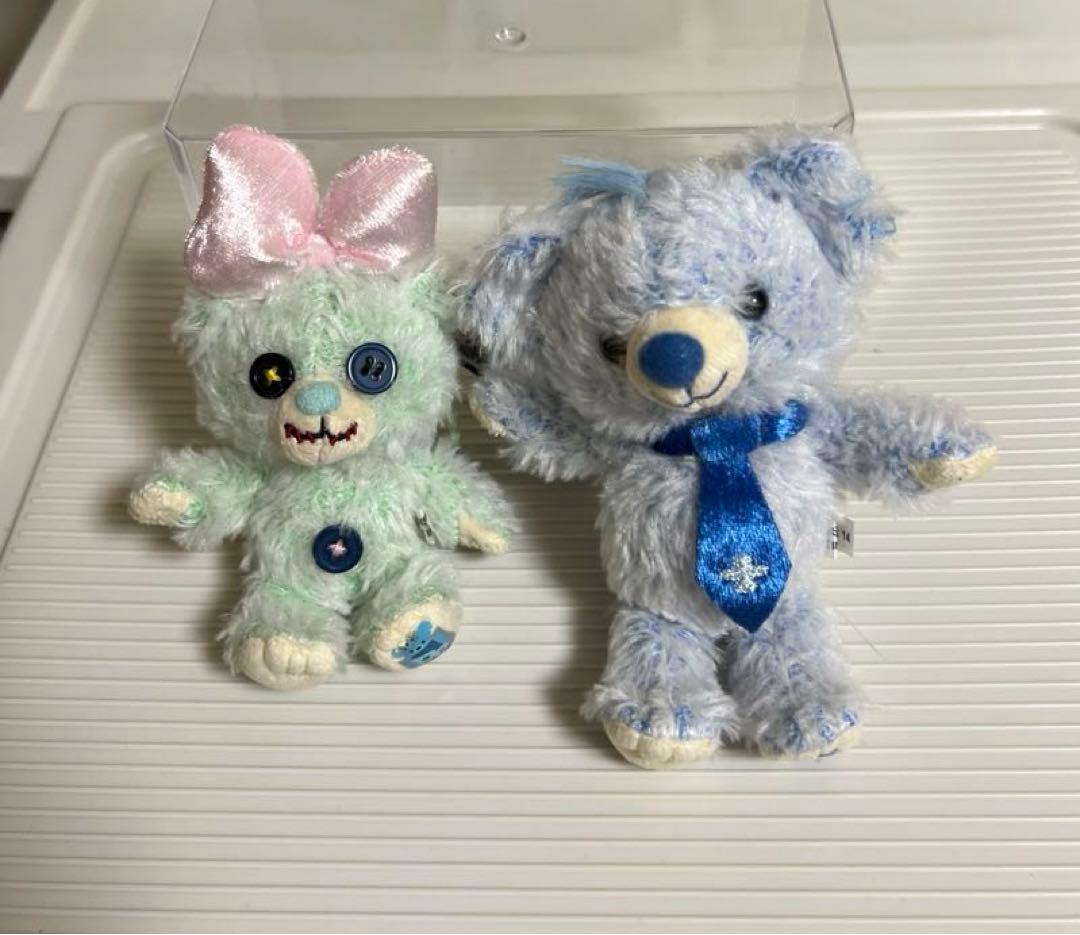 ユニベアシティのぬいぐるみ、ぬいぐるみバッチのセット（ブルー、パイ、バニラ）