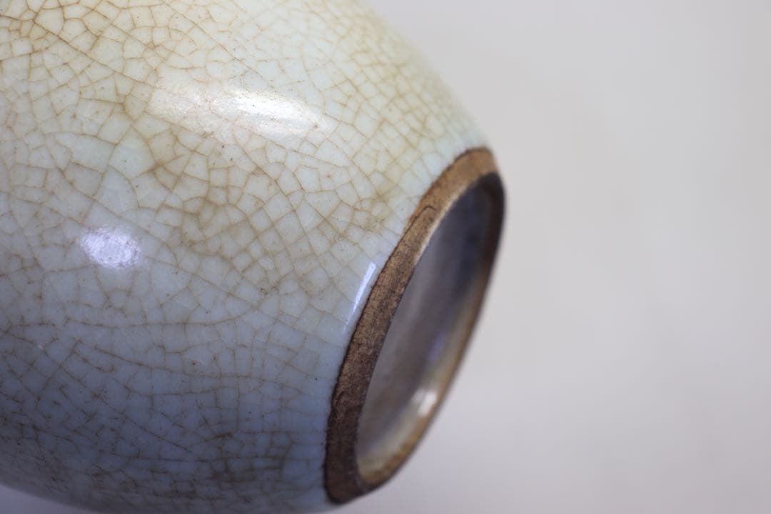 中国　清朝期　哥釉小壺　アンティーク　送料込み0717