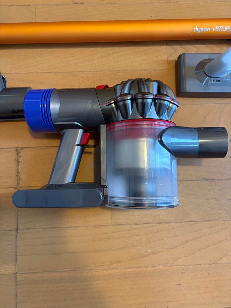 Dyson V8 Fluffy　分解清掃、消耗品全新品交換済み