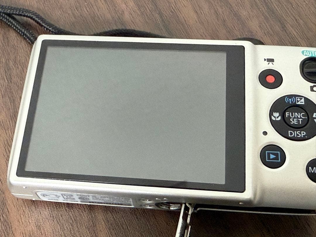 【美品】Canon IXY 100F キャノン　コンデジ