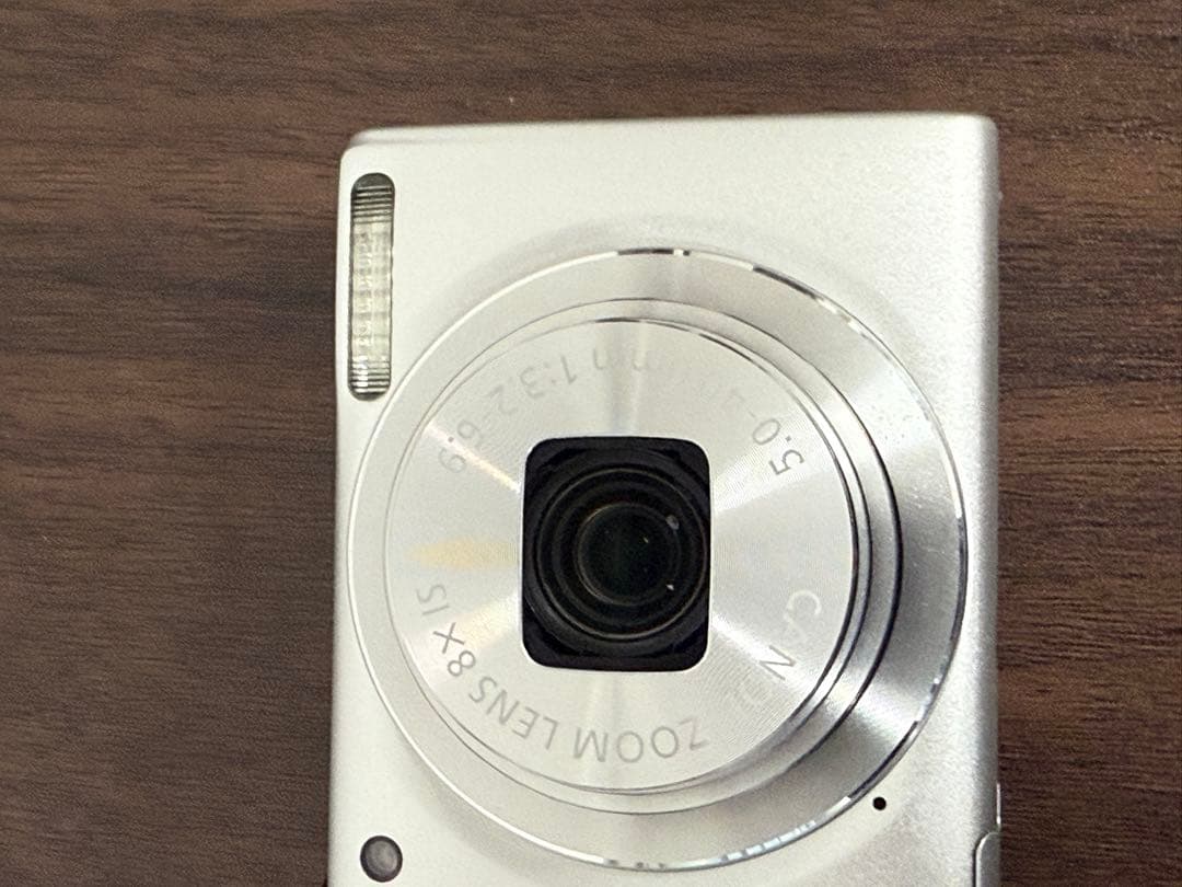 【美品】Canon IXY 100F キャノン　コンデジ