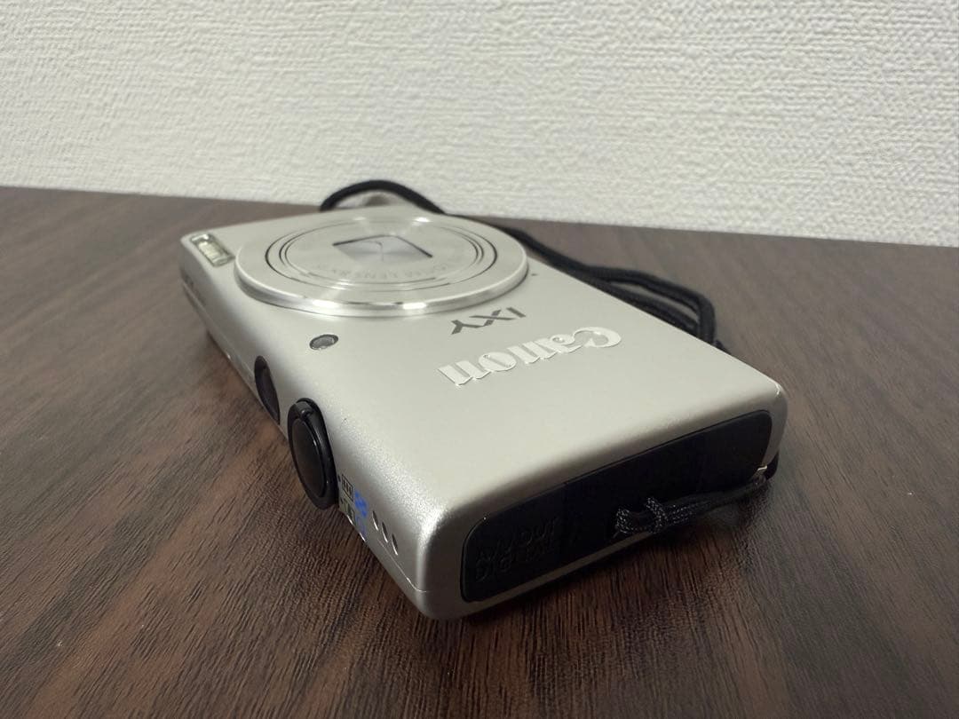 【美品】Canon IXY 100F キャノン　コンデジ