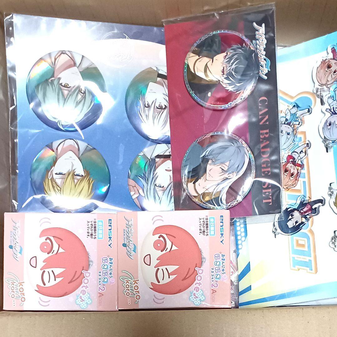 新品未開封多数! アイドリッシュセブン キャラクターグッズ 100点まとめ売り!