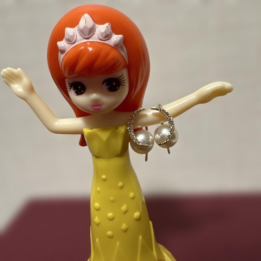 パールとクリスタルのフープイヤリング