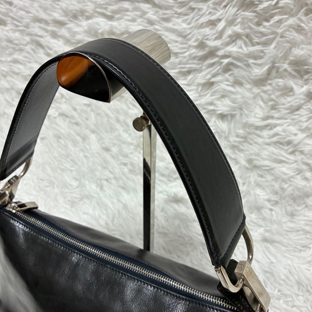 HIROFU ヒロフ　ワンショルダーバッグ　レザー　牛革　Hロゴ　ブラック