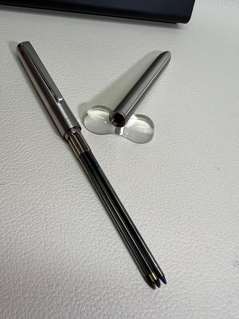 【希少美品】モンブラン 4色ボールペン