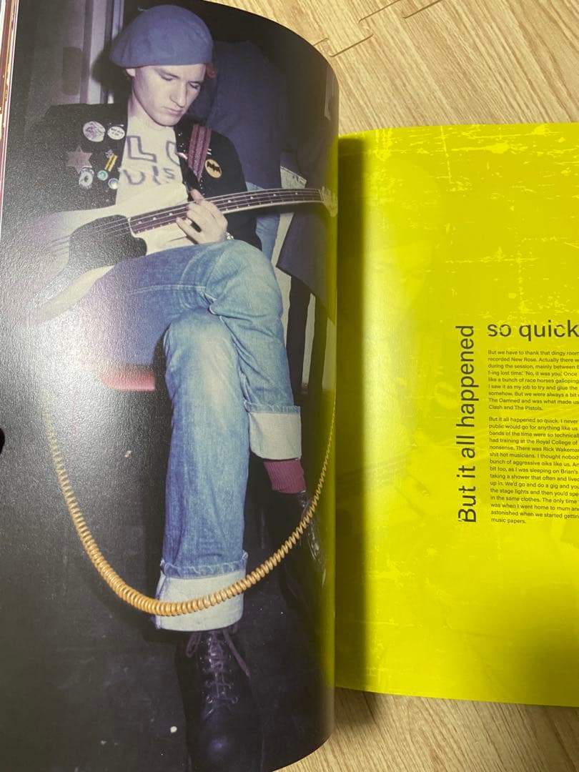 オリジナルメンバー直筆サイン！The Damned 1976-1978 写真集