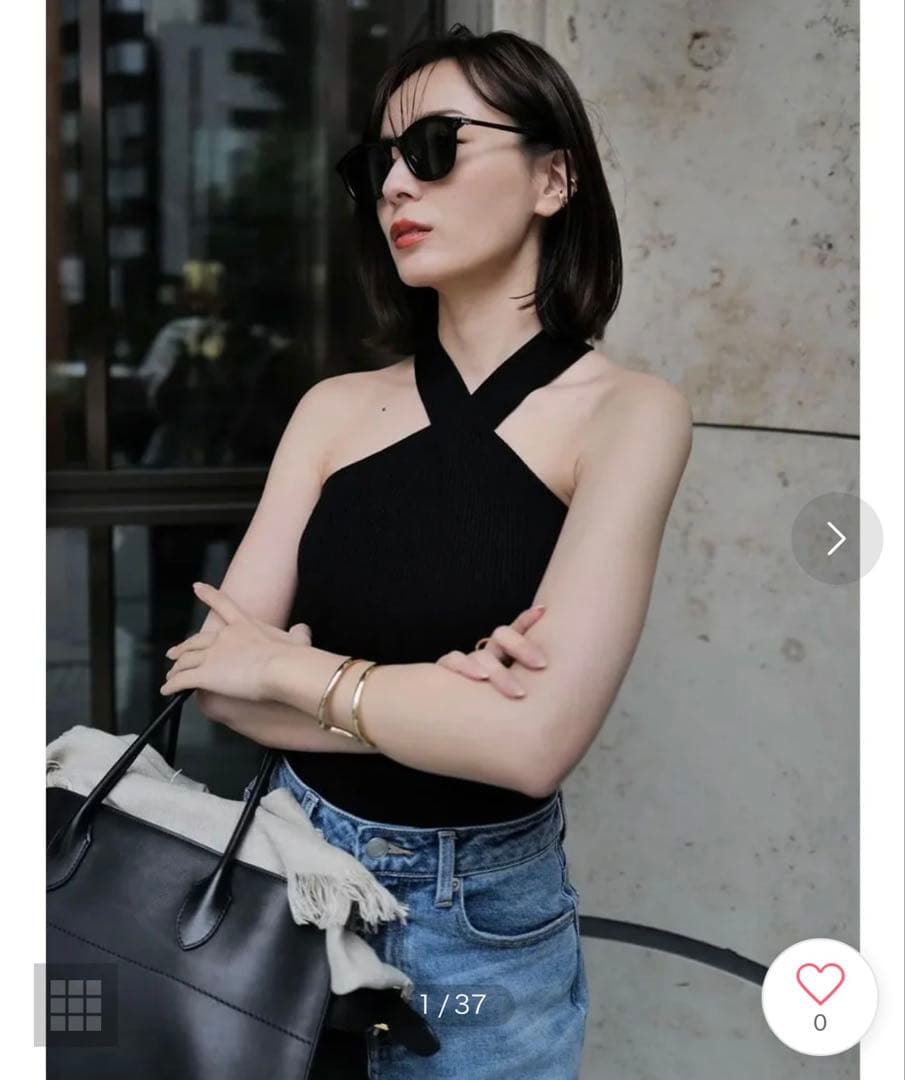 anuans ツイストホルターネックニットトップス　黒