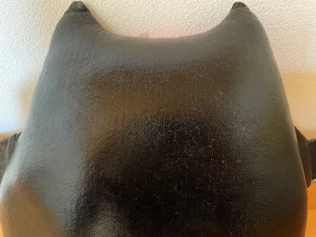 ナウガモンスター　Naugahyde