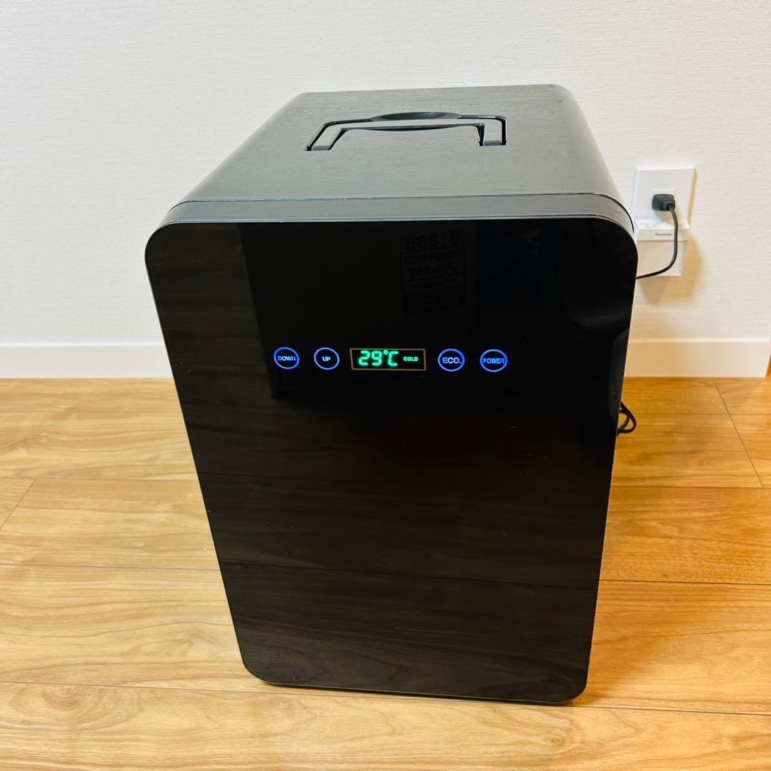 ベルソス　ダブルペルチェ冷温庫「VS-440BK」24L 冷蔵庫 デジタル