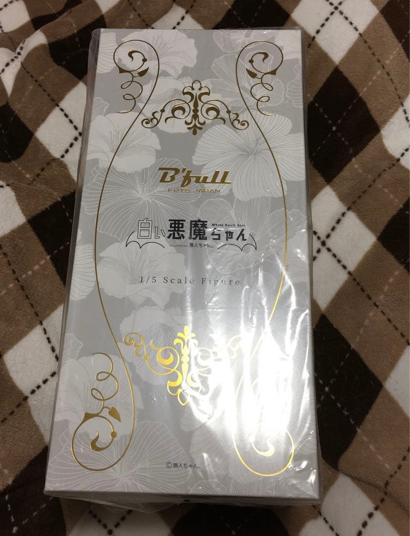 ☆未開封☆白い悪魔ちゃん フィギュア
