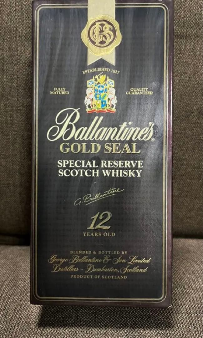 【バランタイン 12年 ゴールドシール】（700ml）