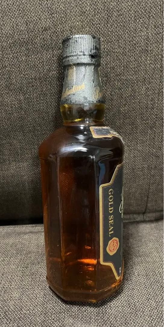 【バランタイン 12年 ゴールドシール】（700ml）