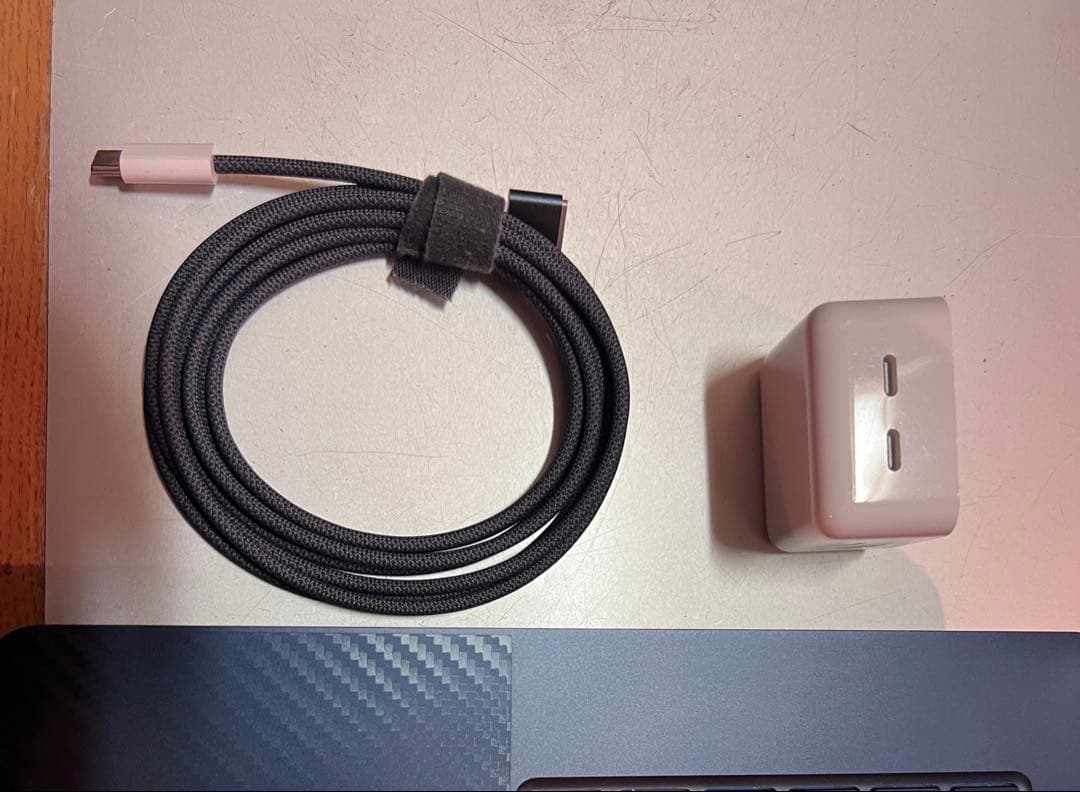 MacBook Air 15インチ MQKW3J/A M2チップ