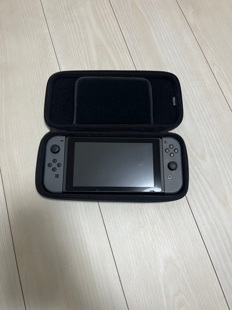 Nintendo Switch 本体 +周辺機器