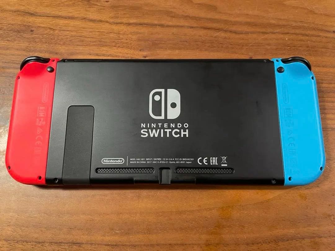 S*n様 Nintendo Switch 本体 赤/青 Joy-Con付き（中古