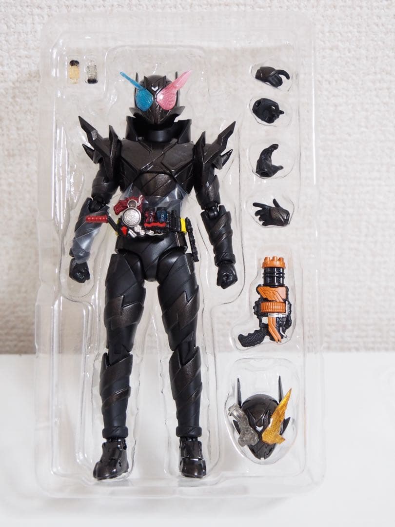 S.H.Figuarts 仮面ライダービルドパンクハザードフォーム