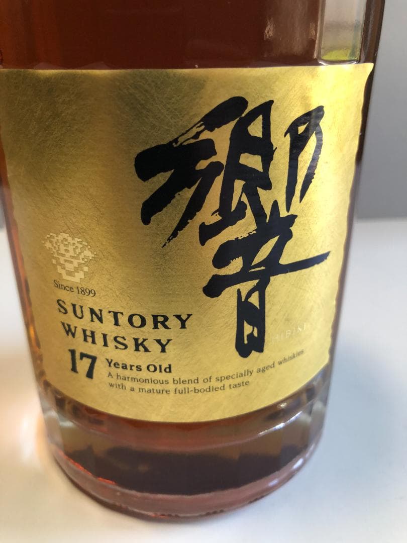 響　17年ゴールドラベル　750ml　43％　化粧箱入り