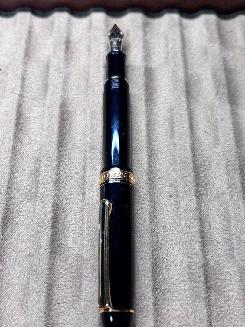 プラチナ万年筆センチュリー3776細軟