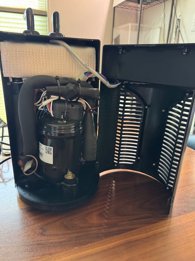 ゼンスイ　水槽用クーラー　ＺＲ−ｍｉｎｉ　ブラック　〜１８０Ｌ