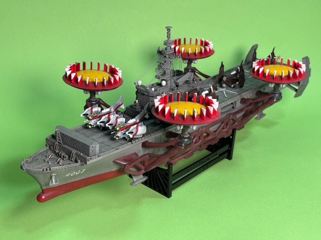 エヴァンゲリオン〝クレーディト空中母艦〟（1/350）