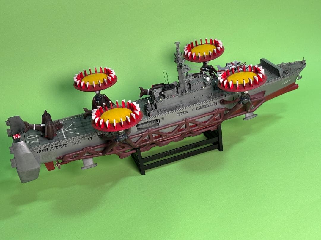 エヴァンゲリオン〝クレーディト空中母艦〟（1/350）