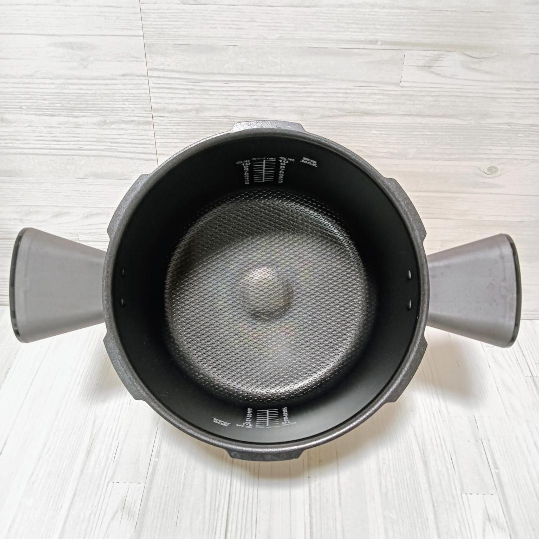 【美品】ティファール 電気圧力鍋 無水調理 大容量 6L CY8521JP