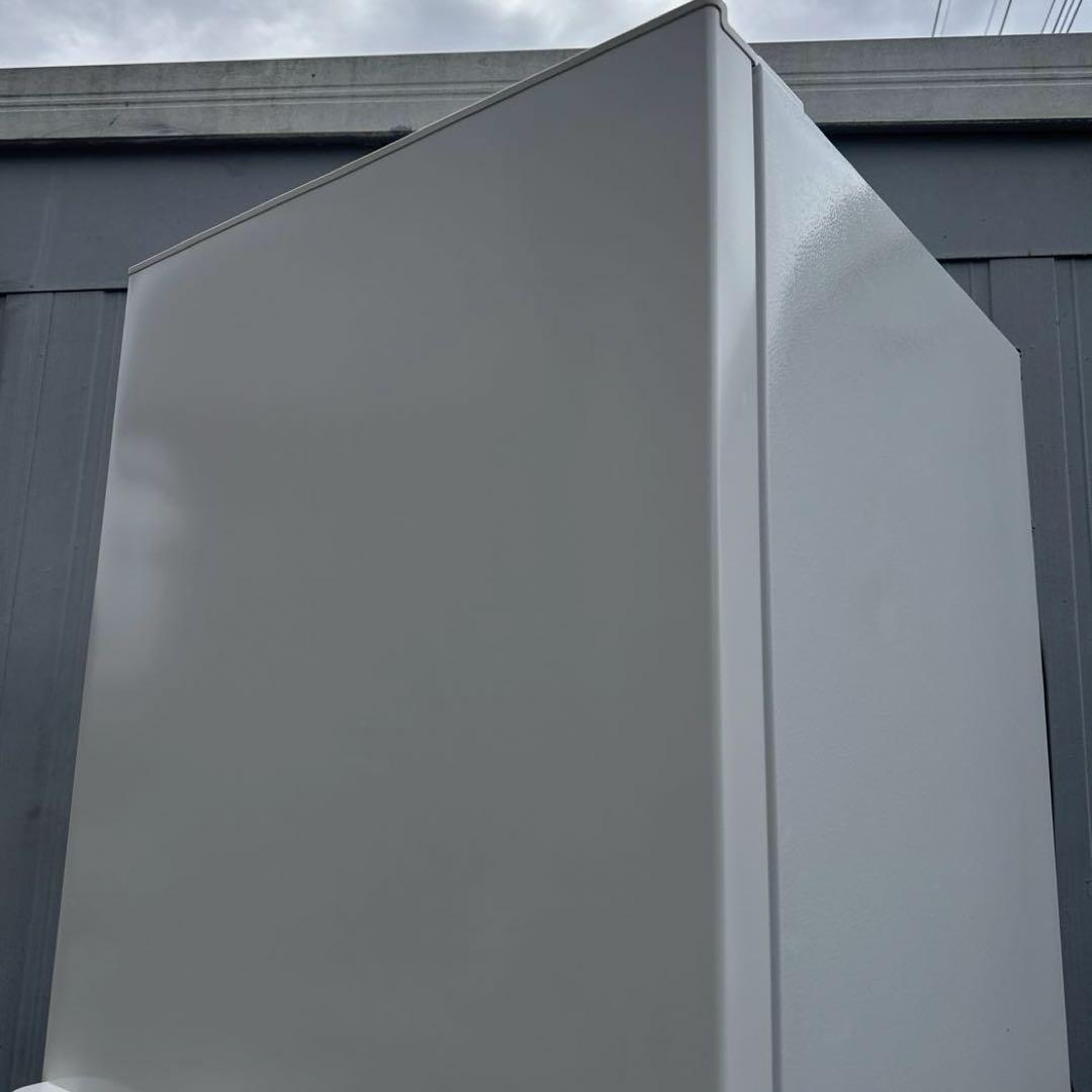 美品 AQUA 4ドア冷蔵庫 355L スリムサイズ スタイリッシュデザイン