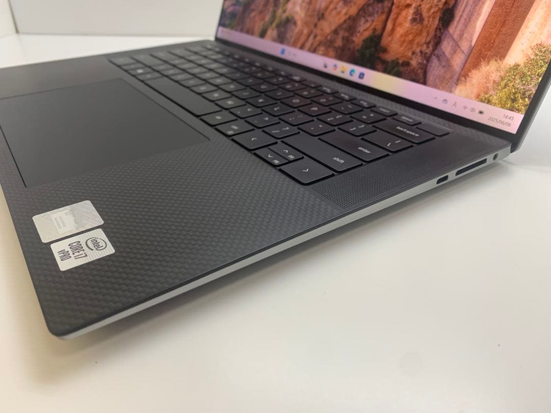 DELL Precision 5550 10世代i7 32G 1T NVIDIA