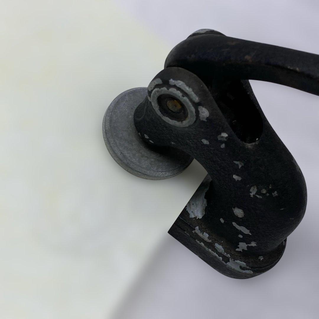 グラニットホテル 1950年製 ウサギ型オープナー