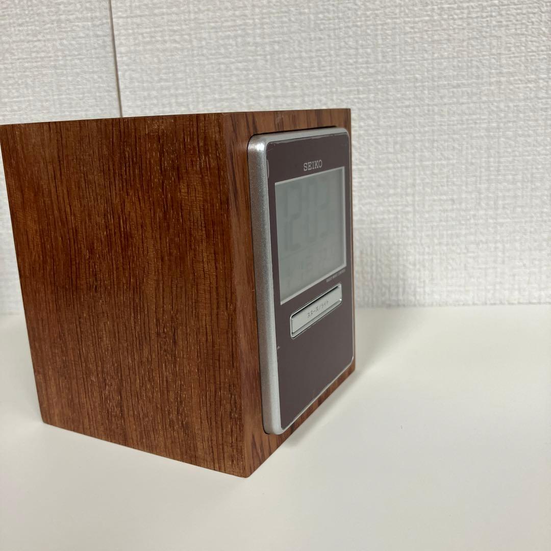 値下げ　銘木ブビンガ　ペンスタンド　 SEIKO デジタル電波時計