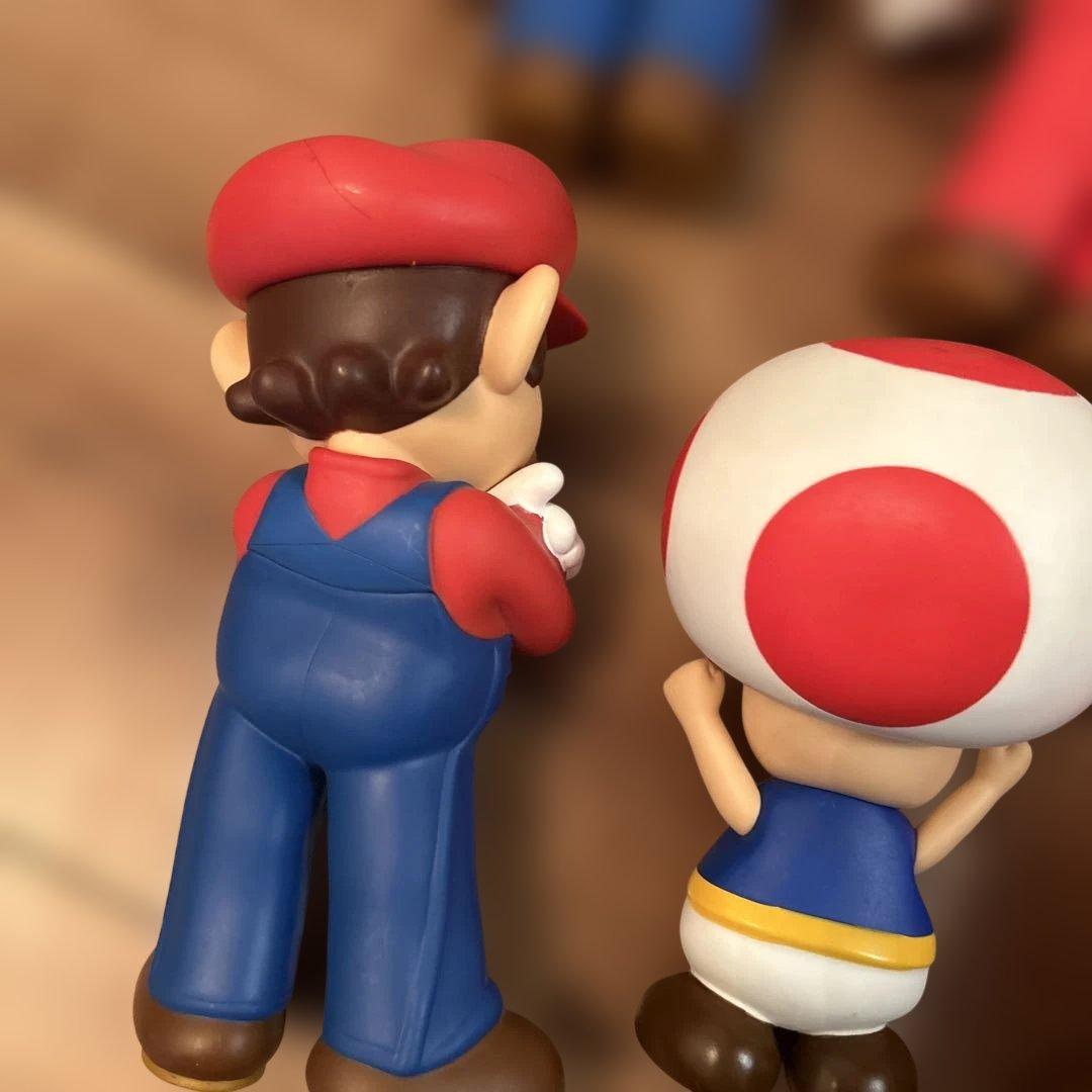 スーパーマリオ　ソフビフィギュア