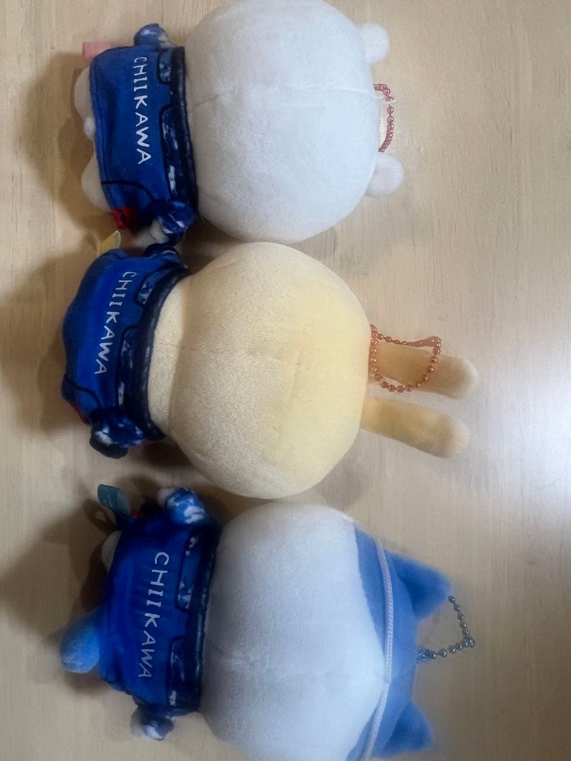 ゴ*ム様 ちいかわのぷちミニマスコット サッカー日本代表ver. 3匹セット