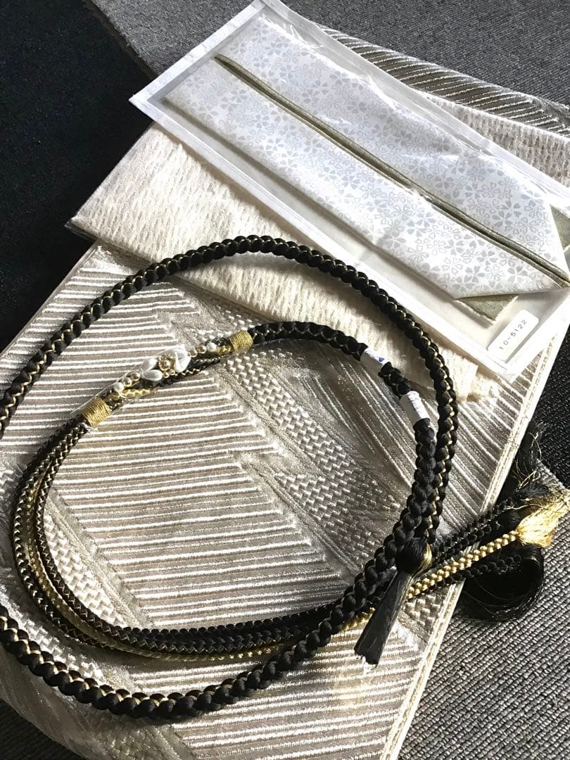 ちゃむりんご 振袖フルセット　黒　濃茶　牡丹　正絹　シック　豪華　成人