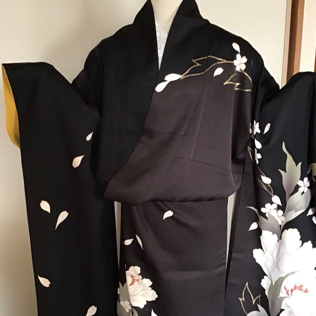ちゃむりんご 振袖フルセット　黒　濃茶　牡丹　正絹　シック　豪華　成人