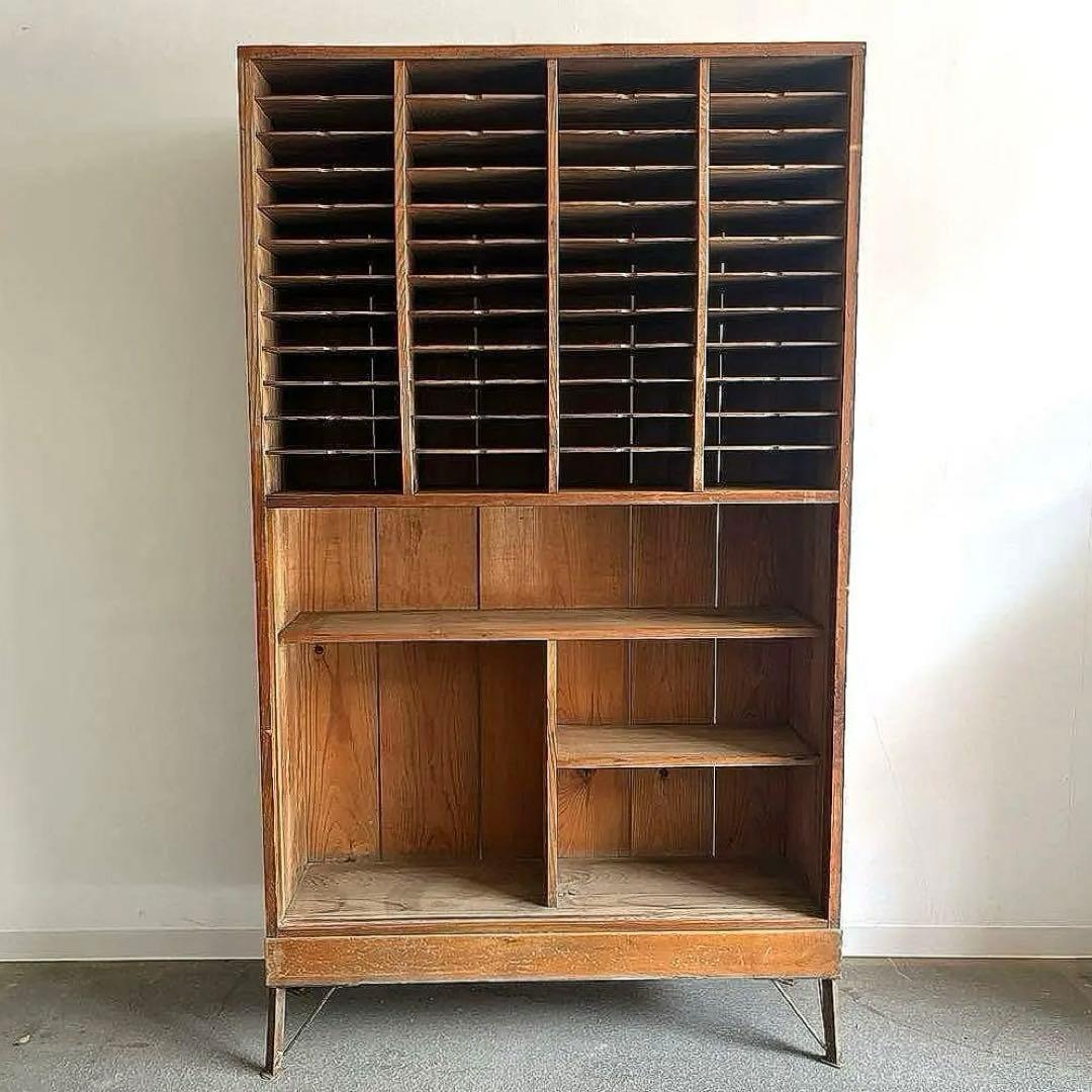 〈 アンティークラック 〉　郵便局棚　郵便局　仕分け棚 　飾り棚　送料込