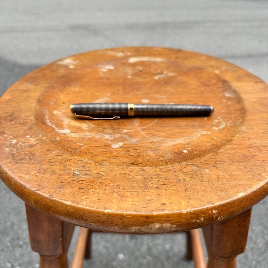 Parker パーカー　万年筆　格子柄　ペン先750