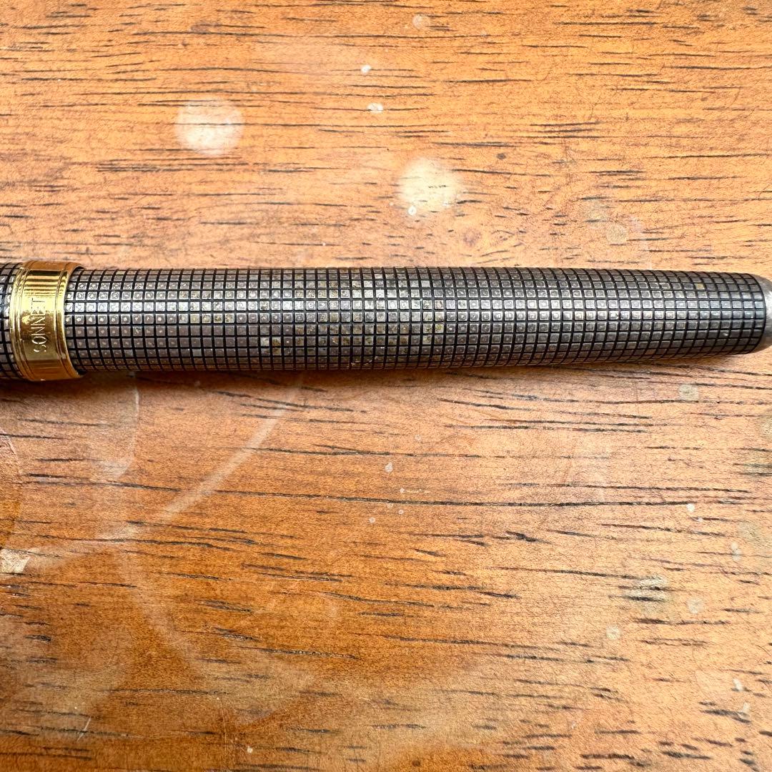 Parker パーカー　万年筆　格子柄　ペン先750